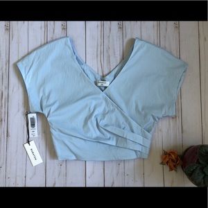 Aritzia Babaton Castellar Crop Blouse